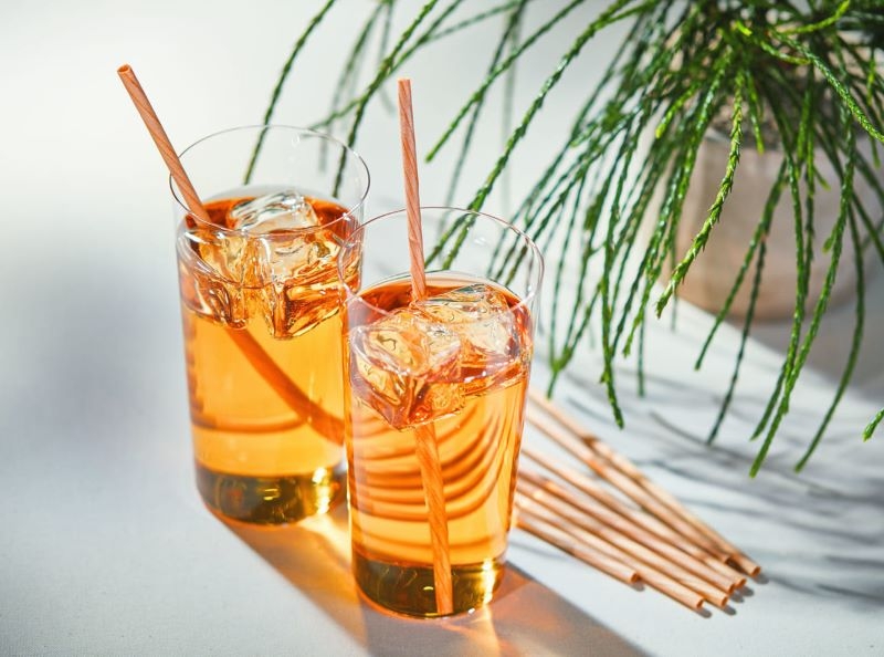 カンナ削りの「木のストロー」