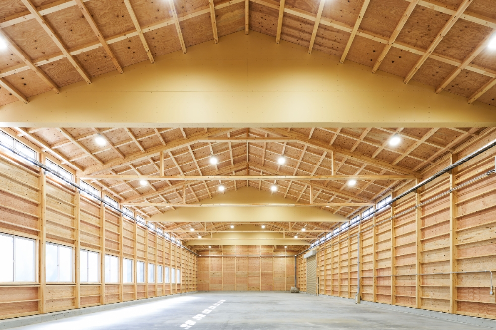 木造建築技術研究所にオープンした施工効率化センターの外観と内観